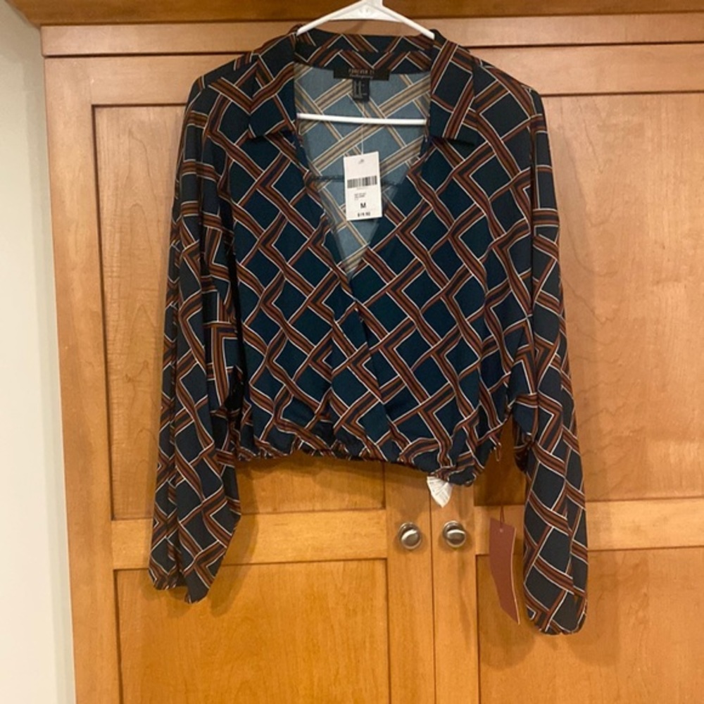 Brand New Forever 21 Blouse SZ M